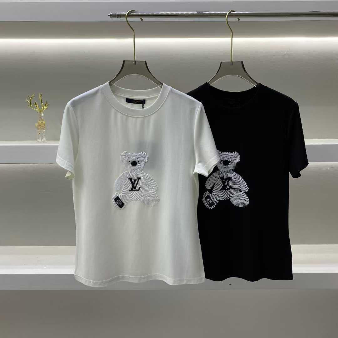 Louis Vuitton T-Shirt 2 colors