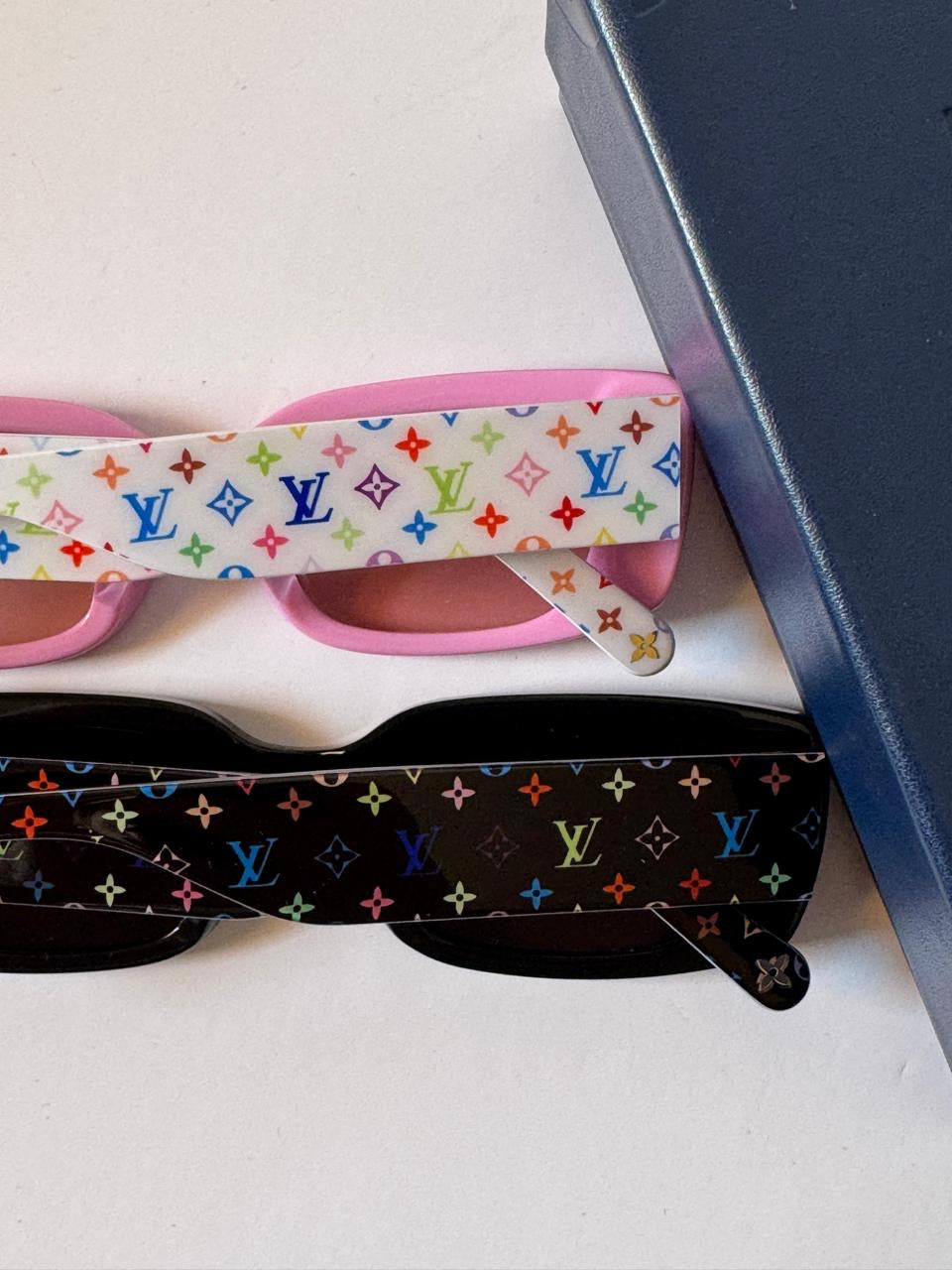 Louis Vuitton Sunglasses 2 colors
