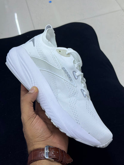 Brooks Sneakers