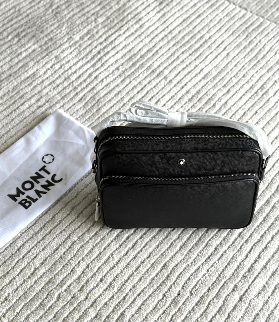 Mont Blanc Pouch 2 colors