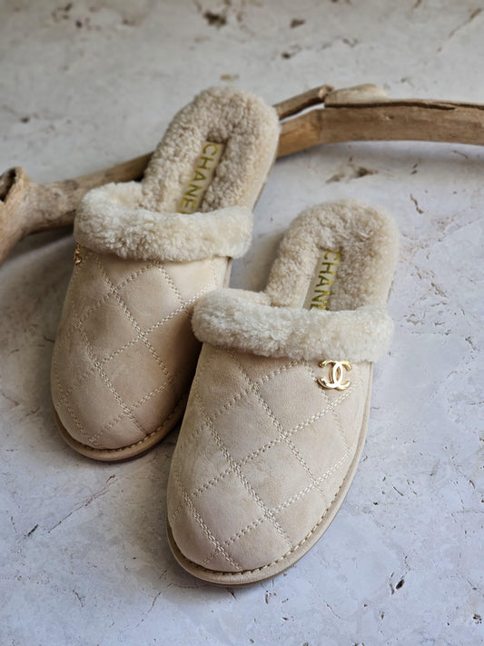 Chanel Slipper