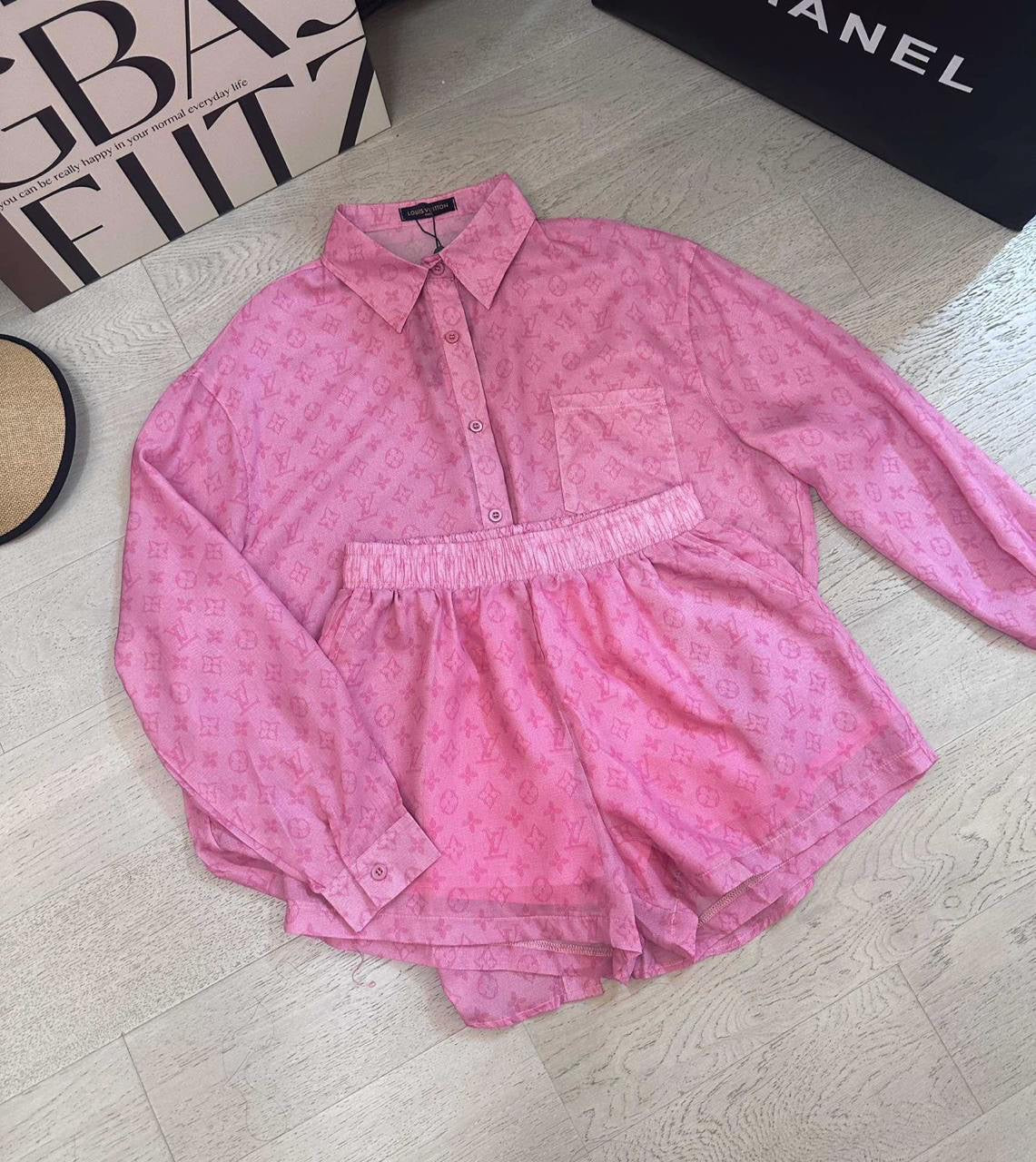 Louis Vuitton Set