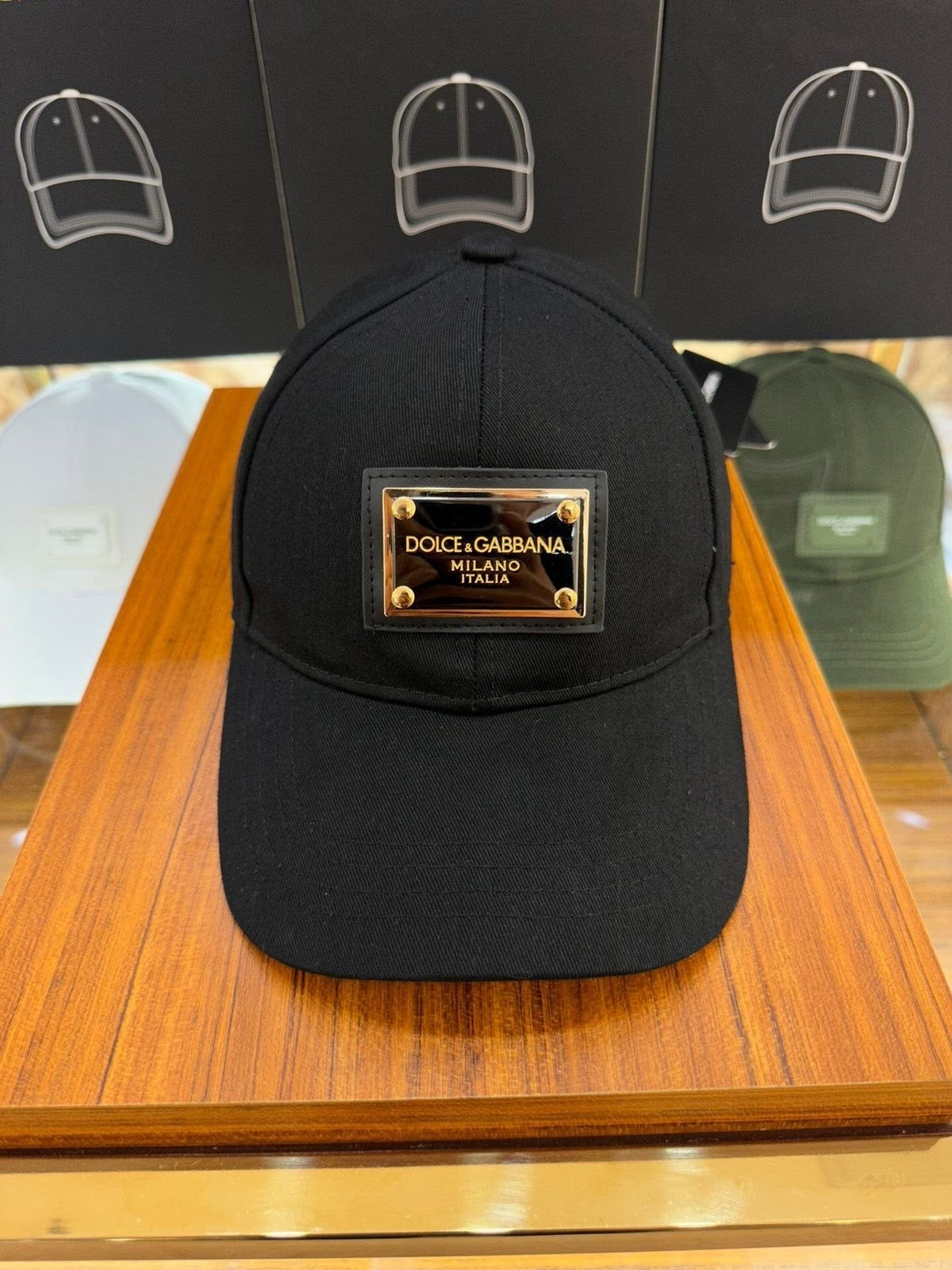 Dolce & Gabbana Caps