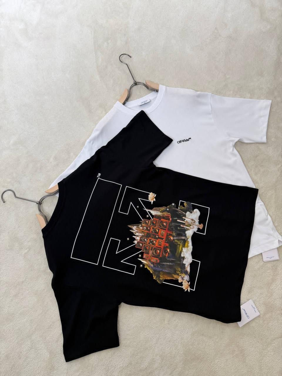 Off White T-shirt