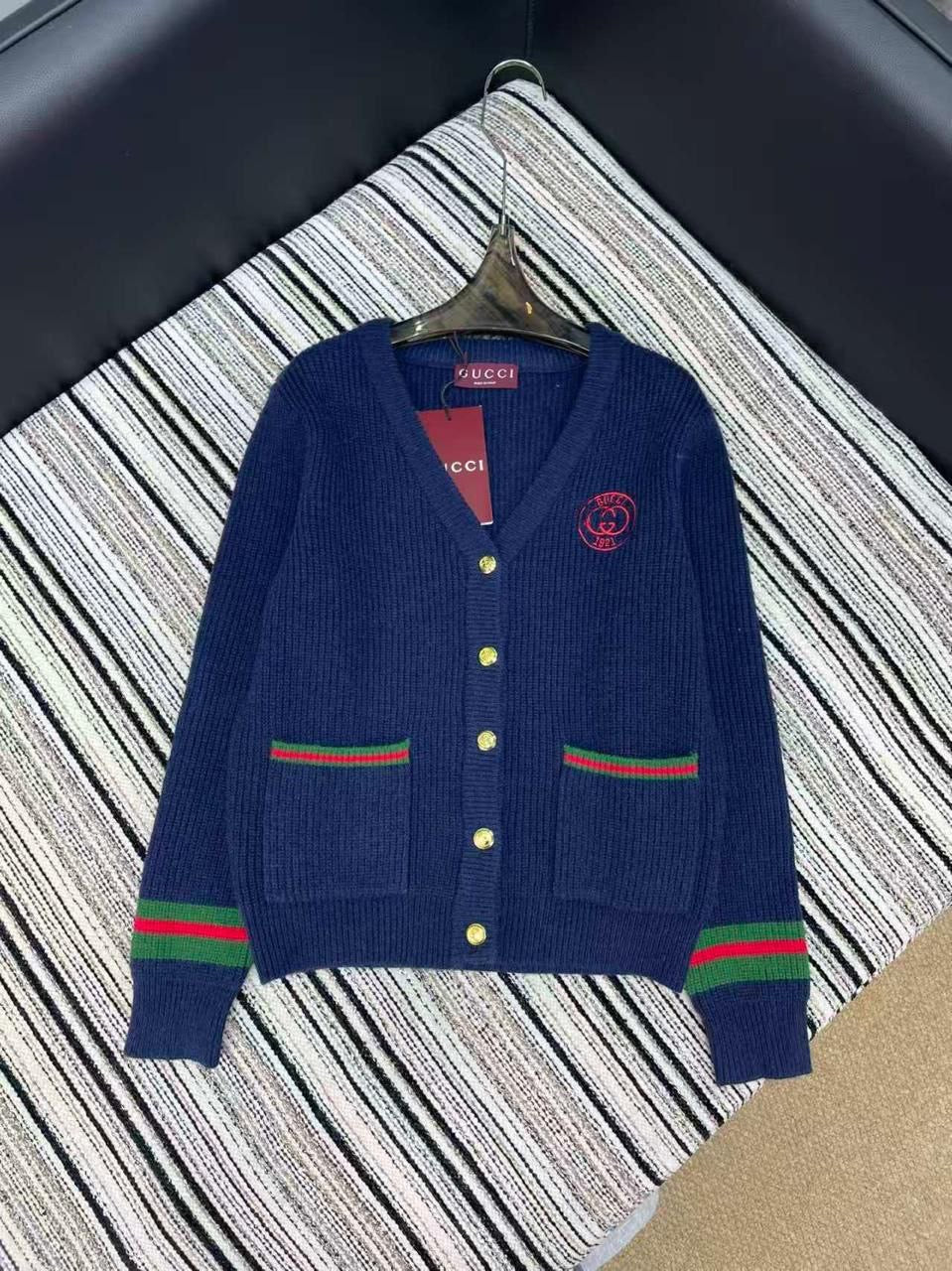 Gucc Sweater