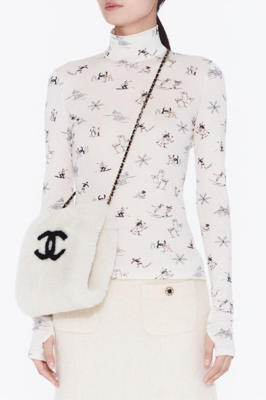 Chanel T-shirt