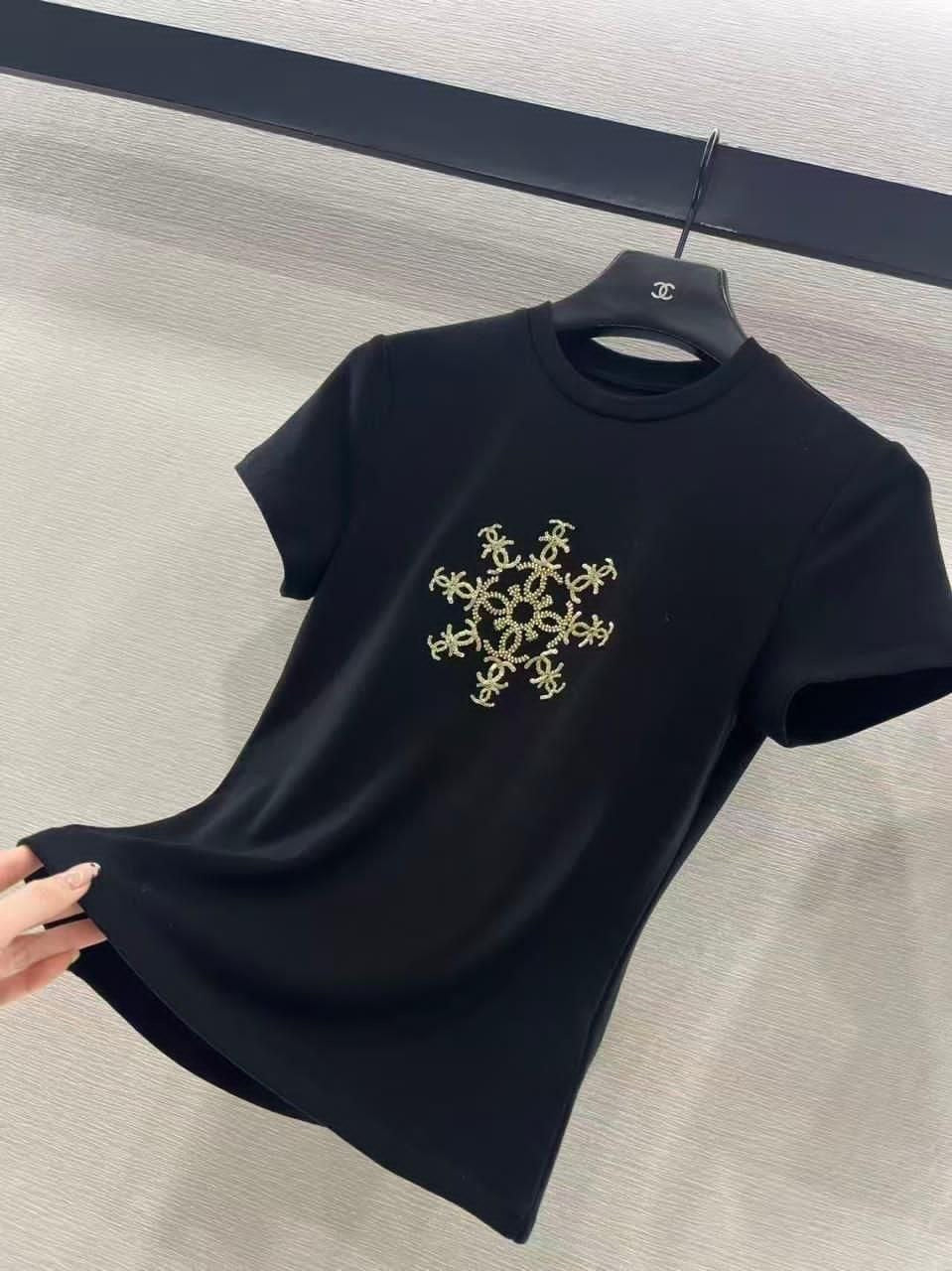 Chanel T-shirt