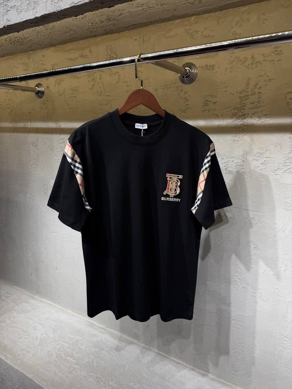 Burberry T-shirt