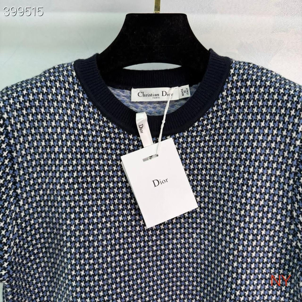 Dior T-shirt