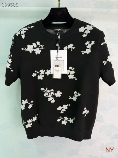 Chanel T-shirt