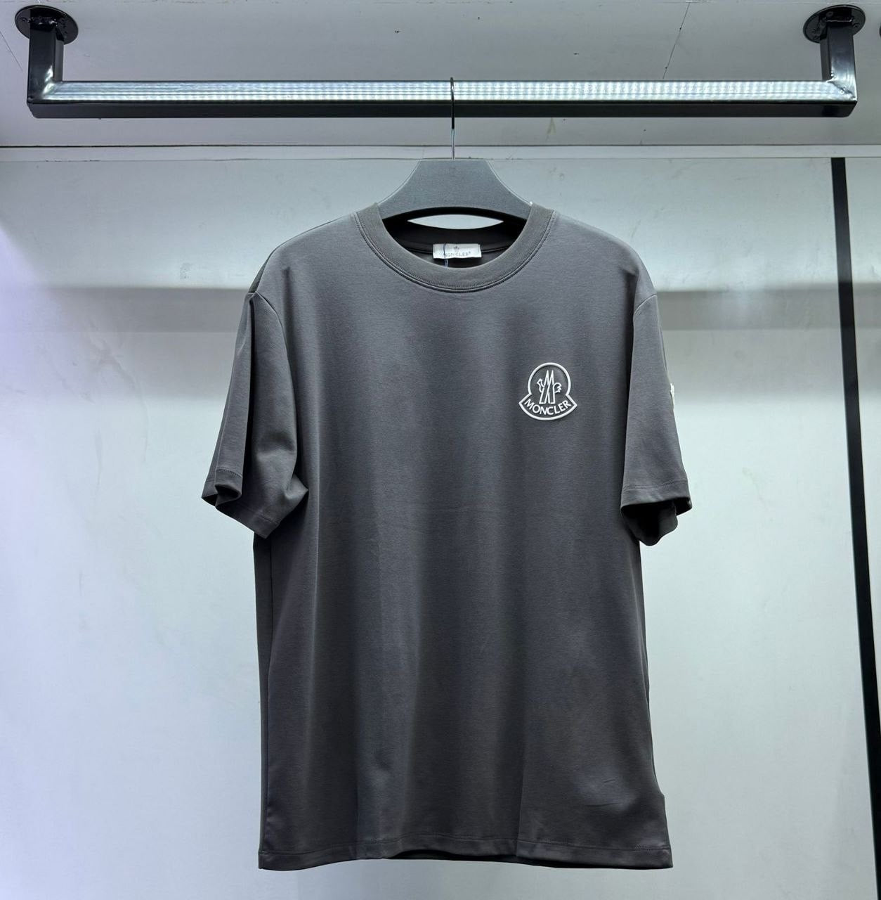 Moncler T-shirt