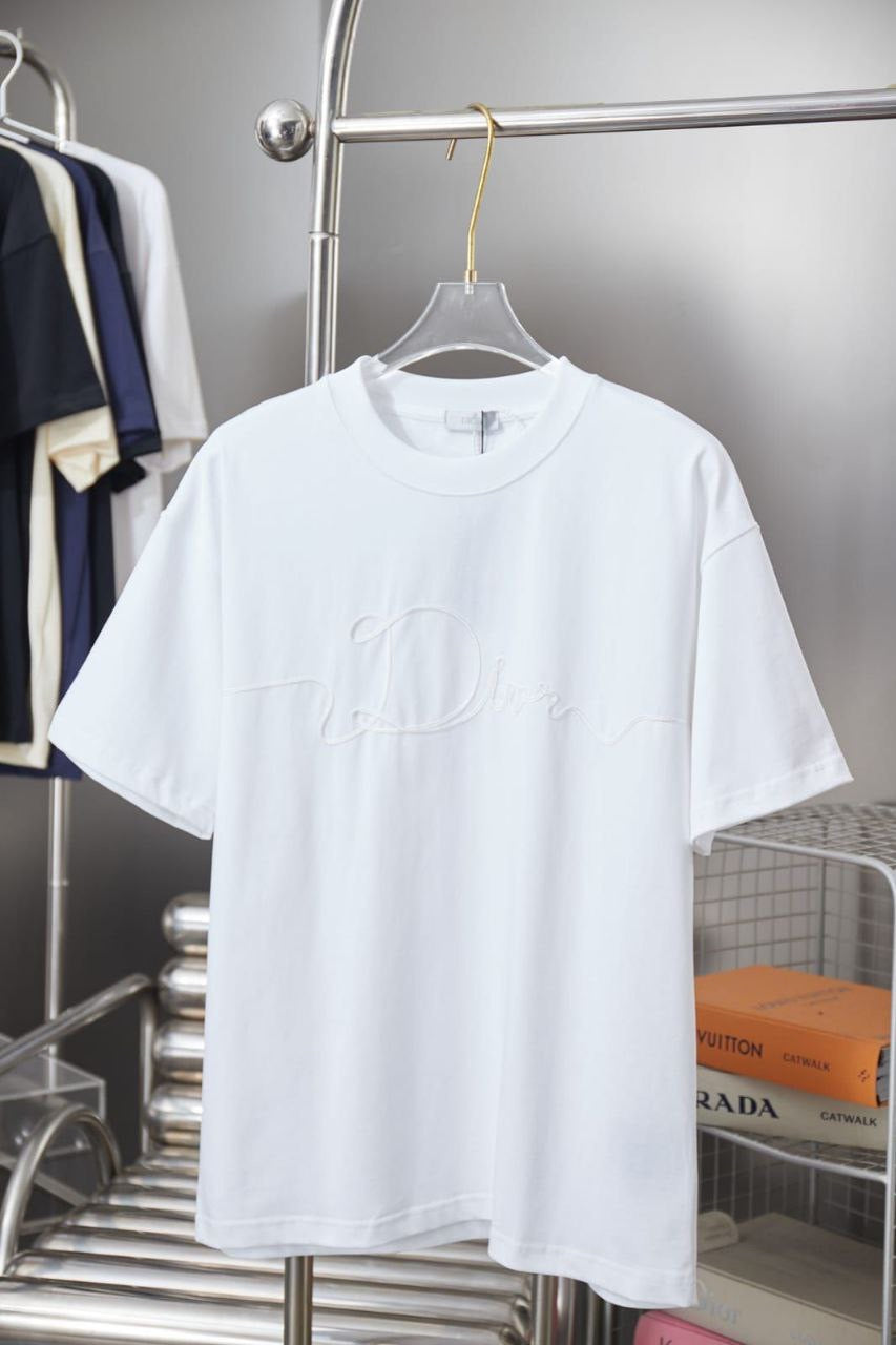 Dior T-shirt