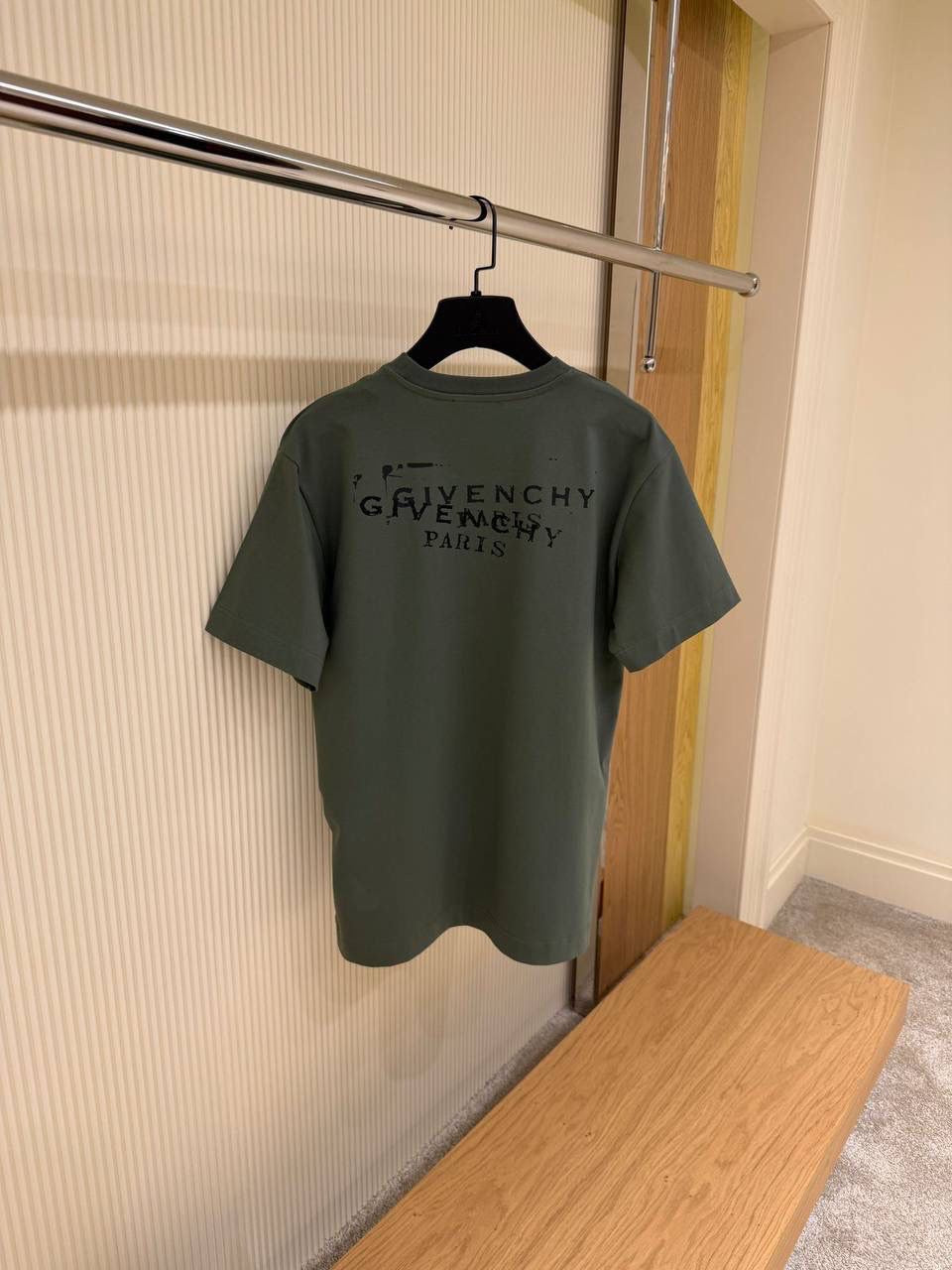 Givenchy T-shirt