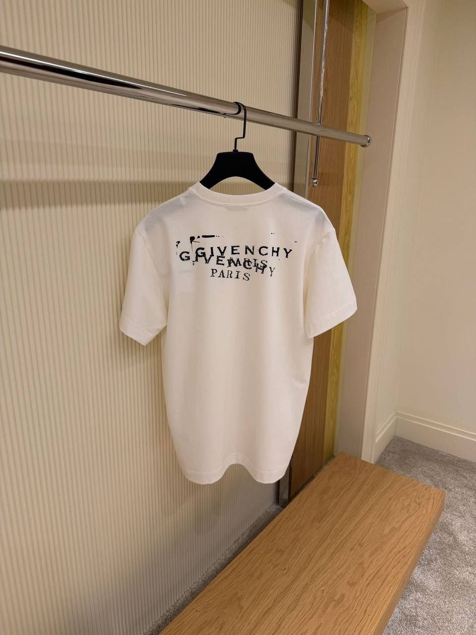 Givenchy T-shirt