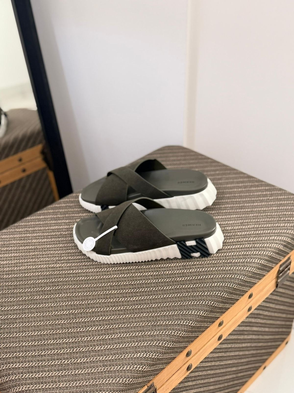 Hermes Slippers