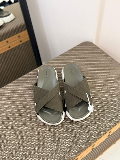 Hermes Slippers