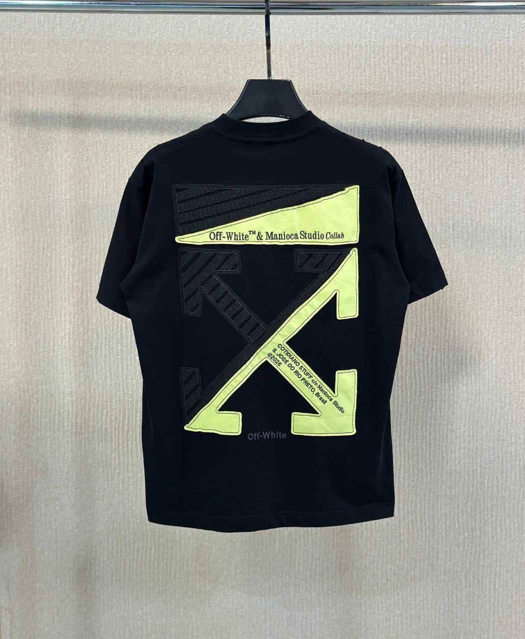 Off White T-shirt