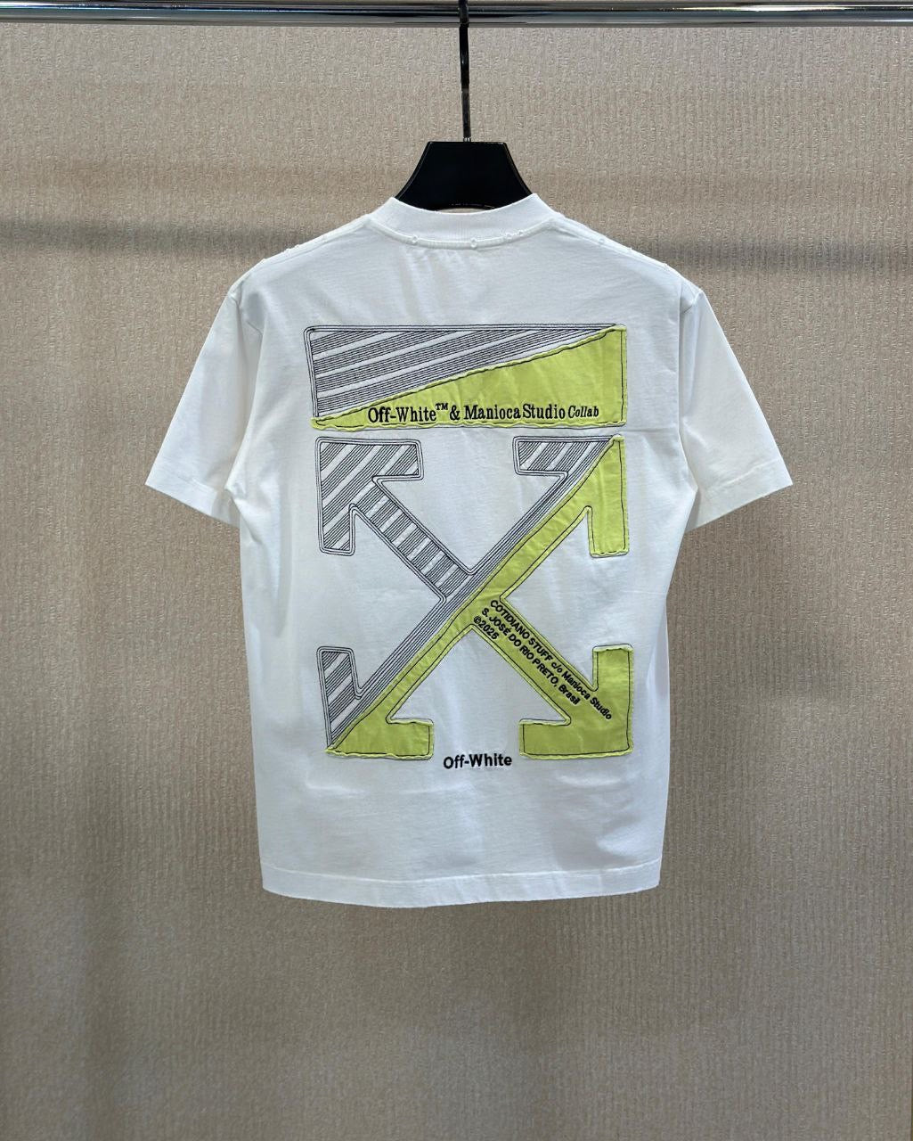 Off White T-shirt