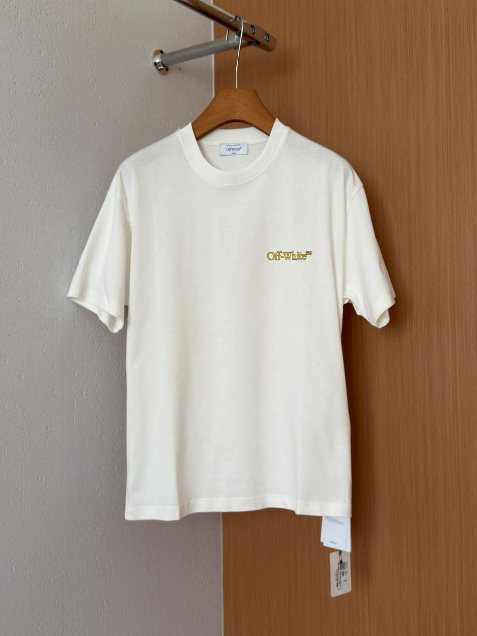 Off White T-shirt