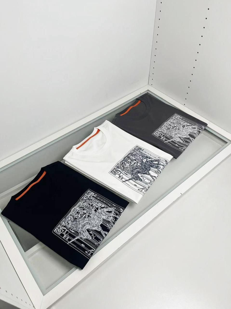 Hermes T-shirt