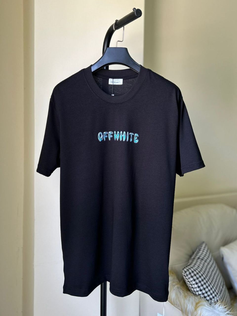 Off White T-shirt