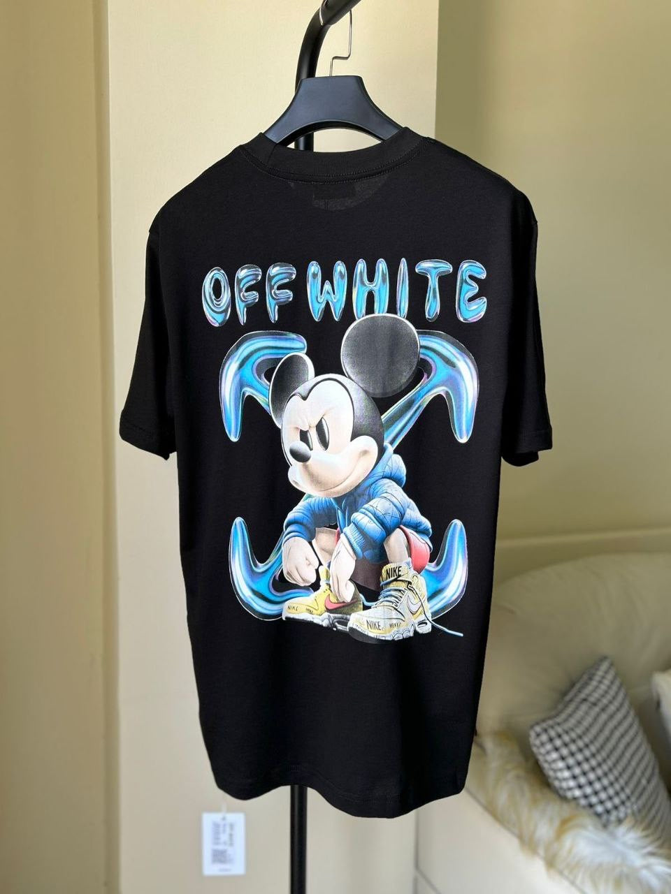 Off White T-shirt