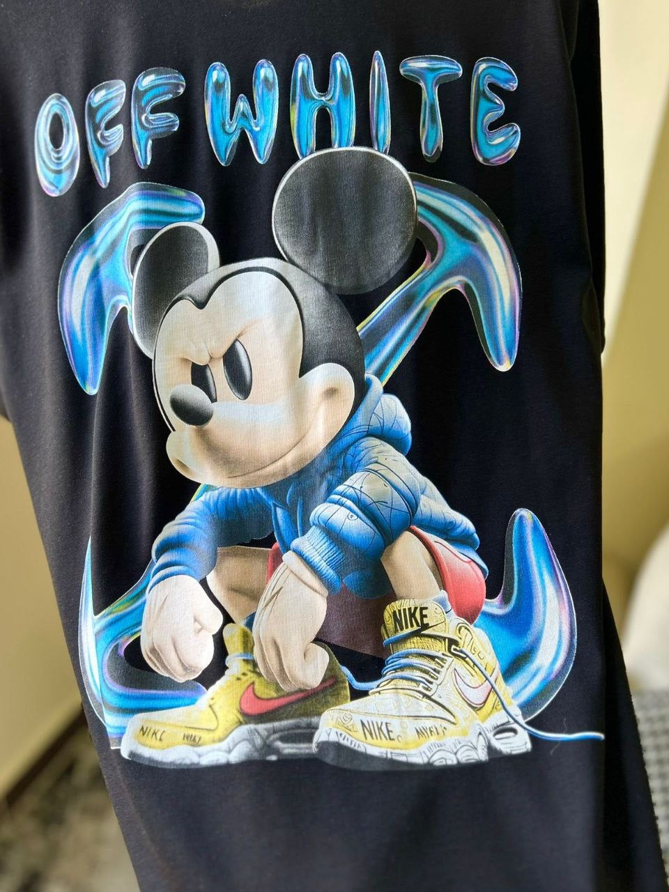 Off White T-shirt