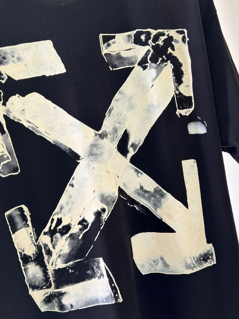 Off White T-shirt