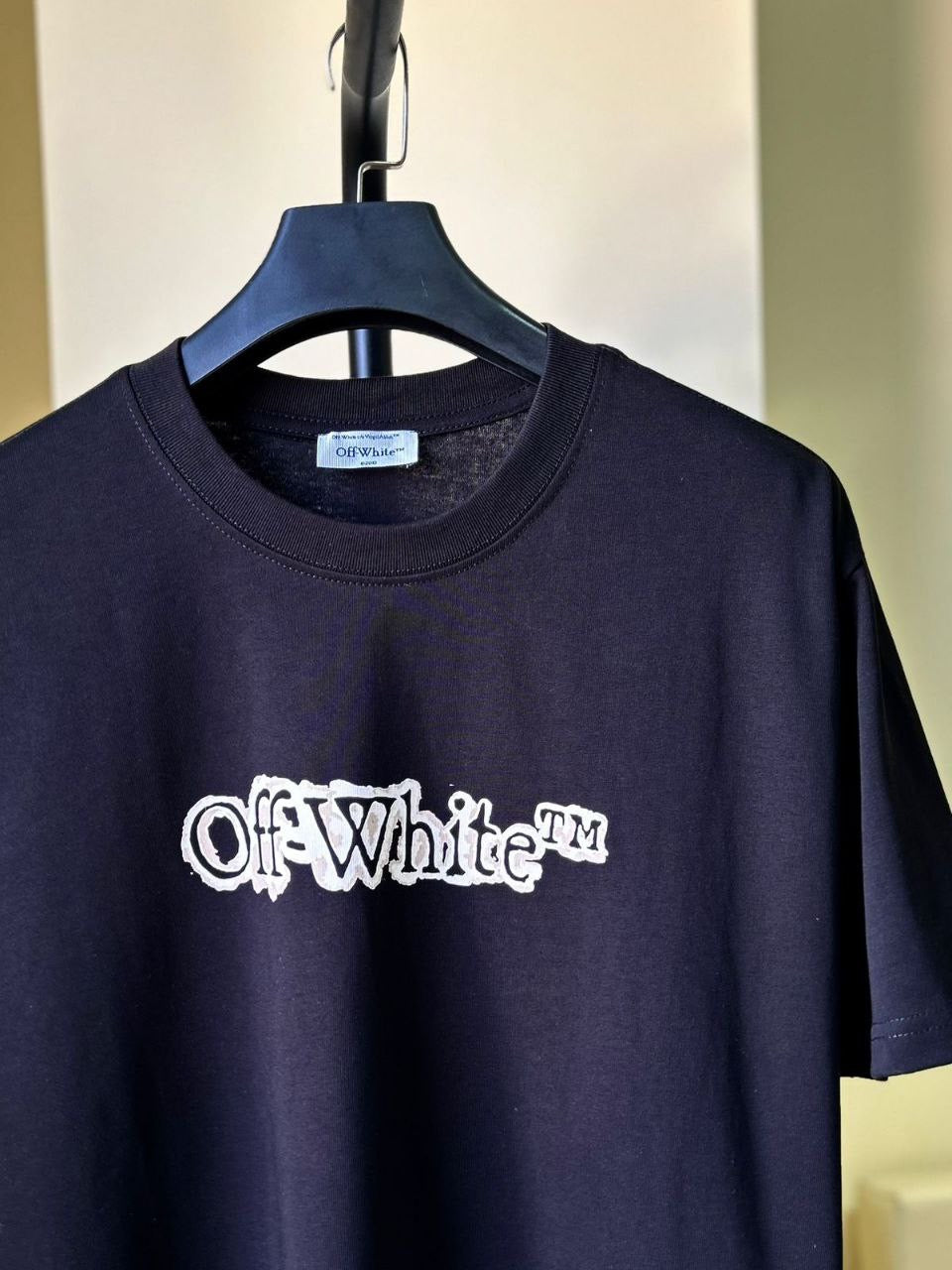 Off White T-shirt