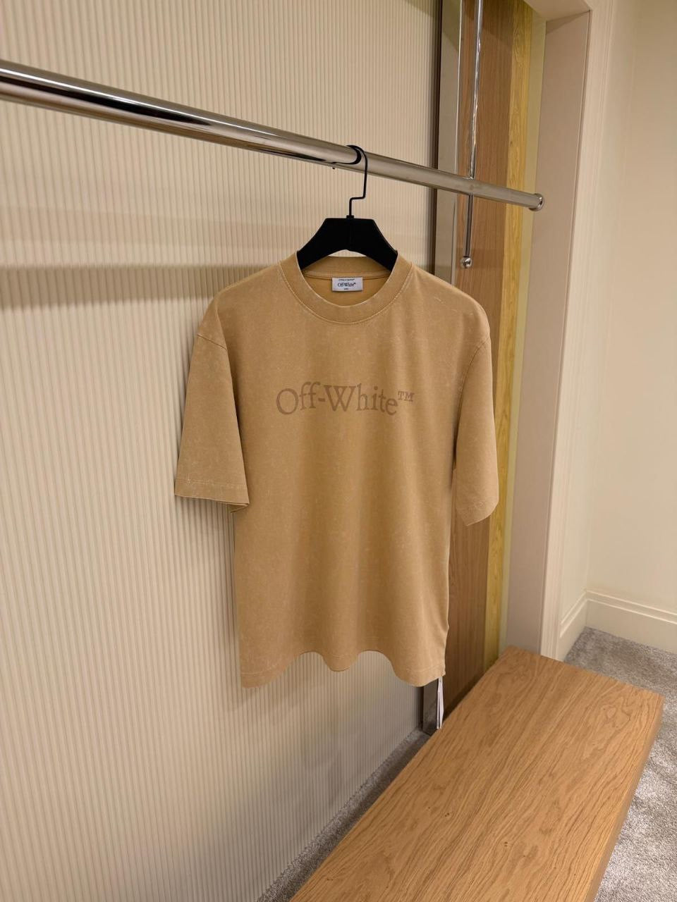 Off White T-shirt