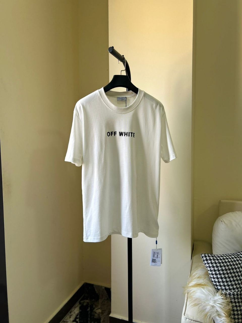 Off White T-shirt