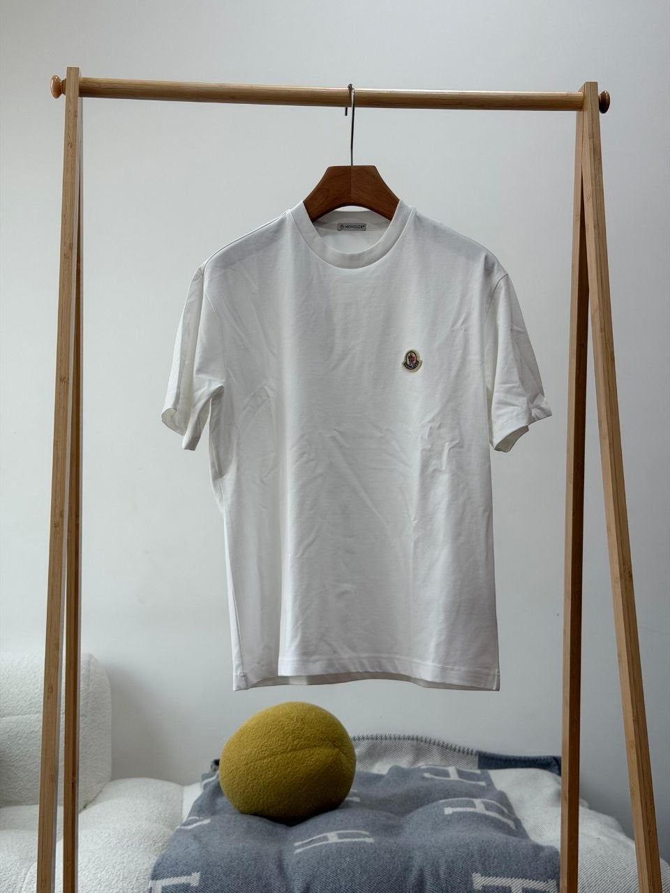 Moncler T-shirt