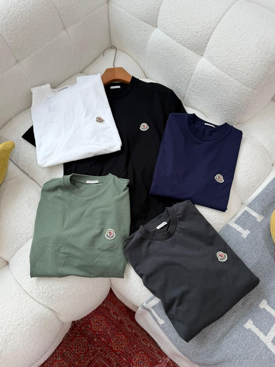 Moncler T-shirt