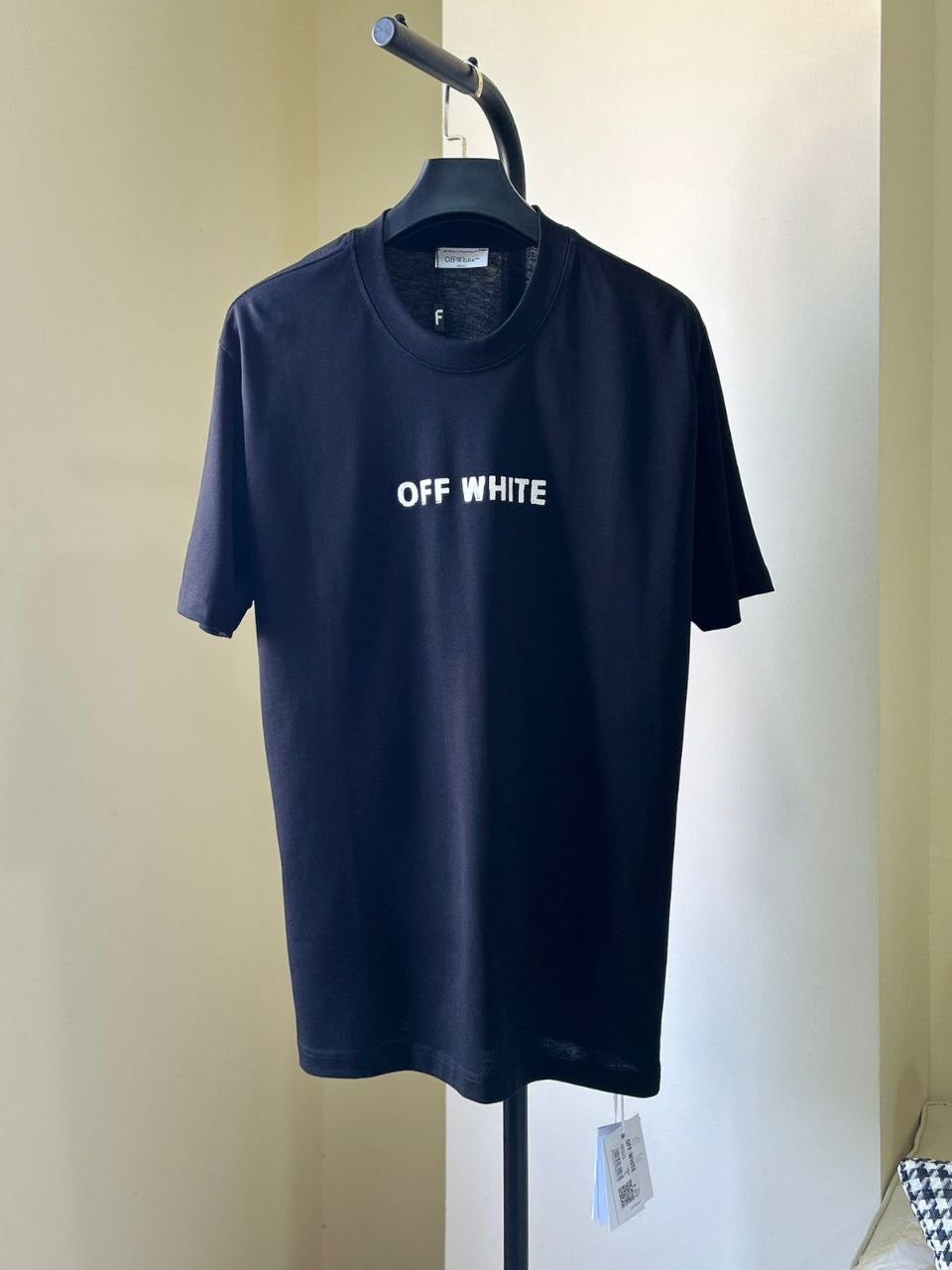 Off White T-shirt