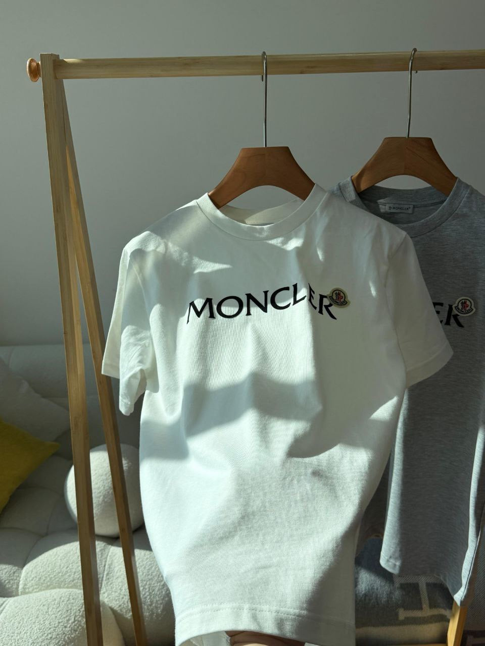 Moncler T-shirt