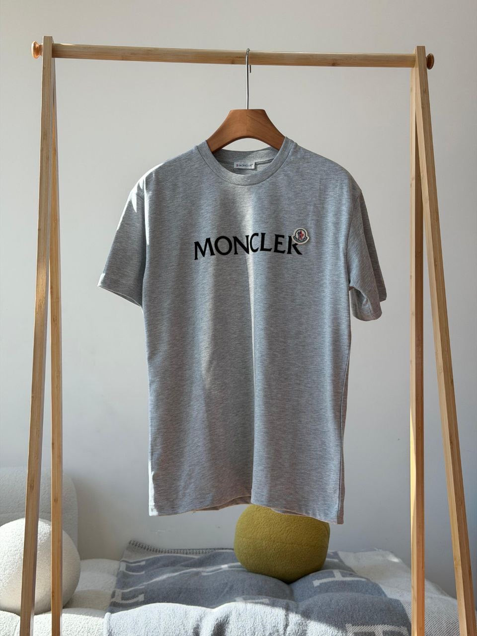 Moncler T-shirt