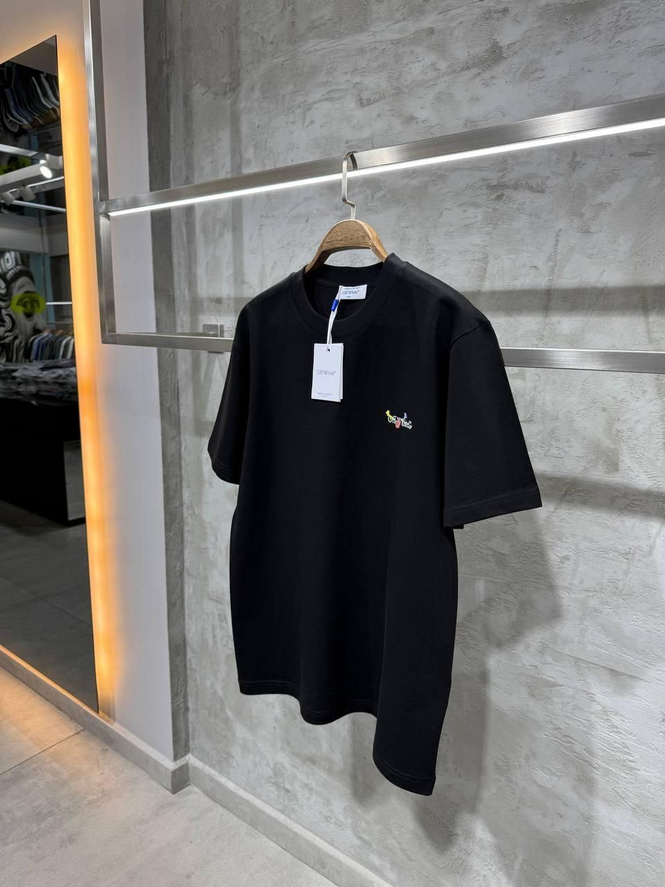 Off White T-shirt