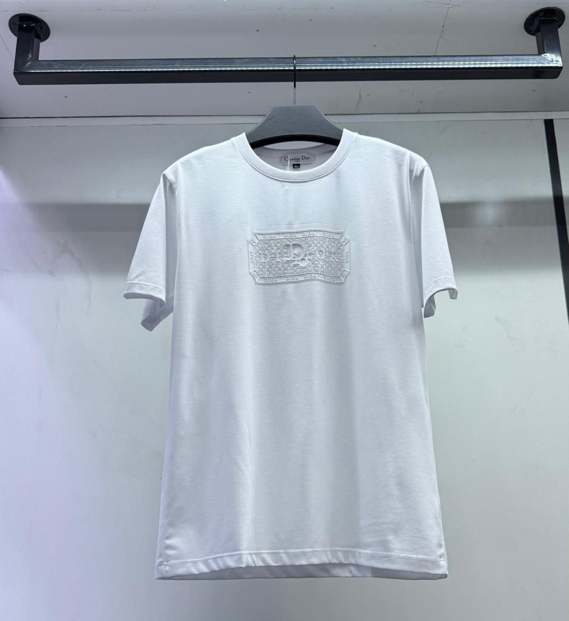 Dior T-shirt