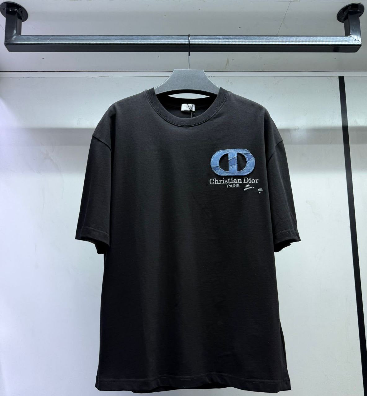 Dior T-shirt