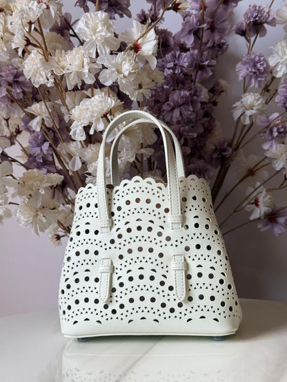 Alaia Shoulder Bag (Vip)