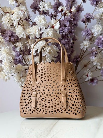 Alaia Shoulder Bag (Vip)