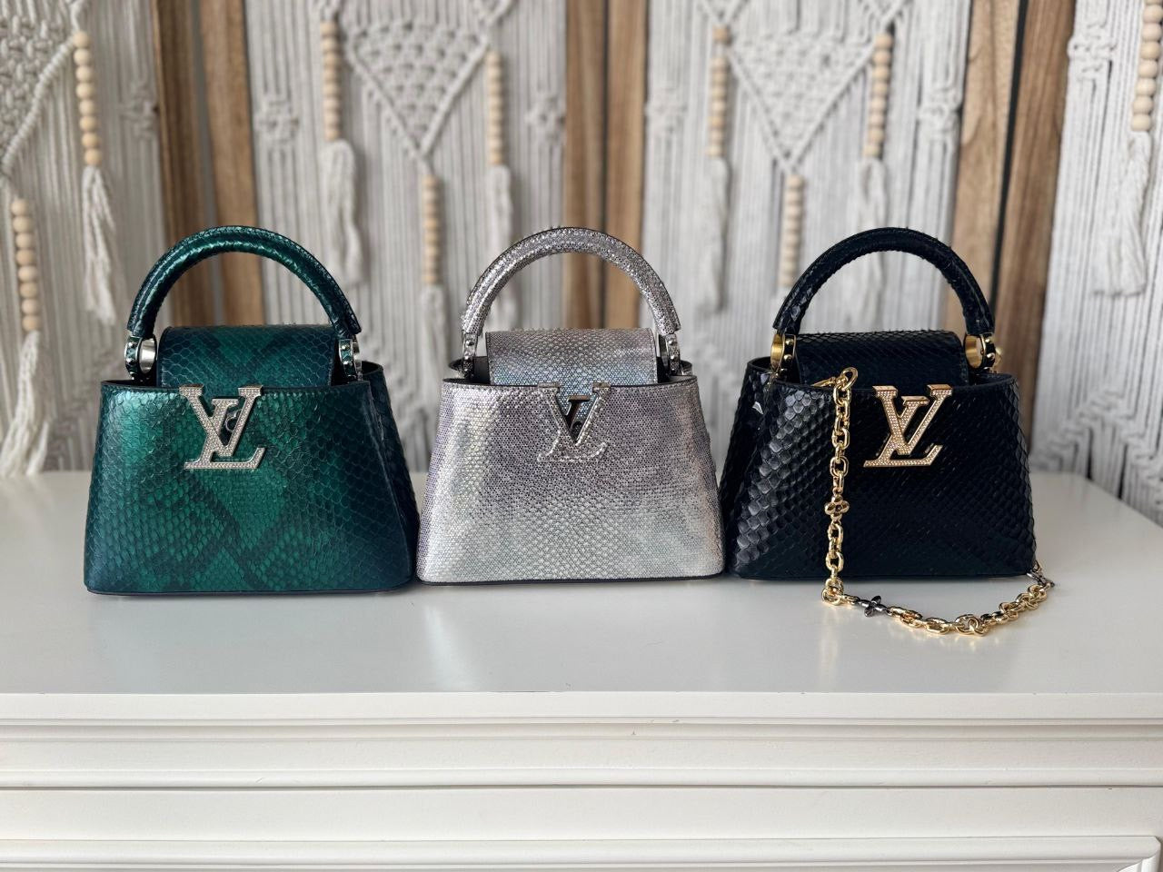 Louis Vuitton Sling Bag(Vip)