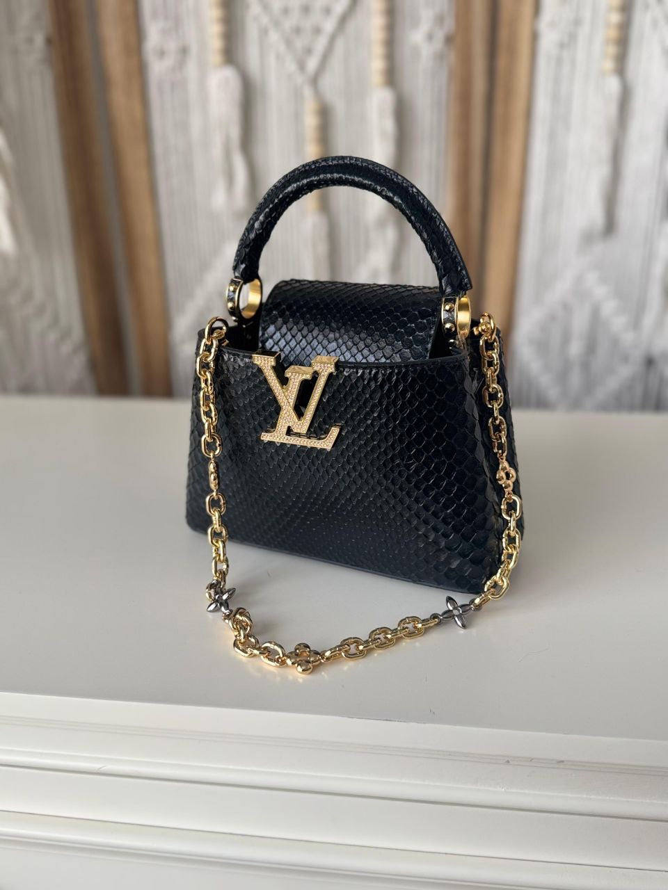 Louis Vuitton Sling Bag(Vip)