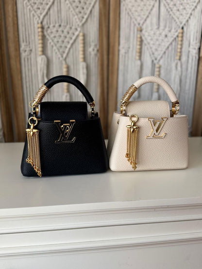 Louis Vuitton Handbag (Vip)