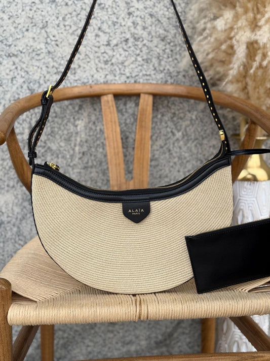 Alaia Shoulder Bag