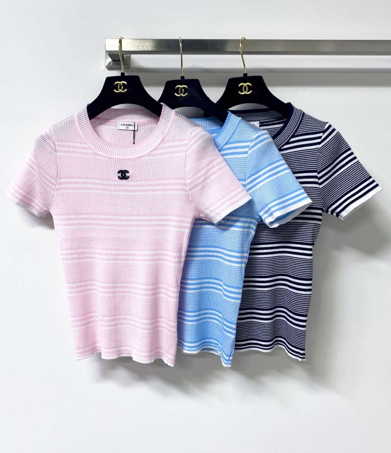 Chanel T-Shirt