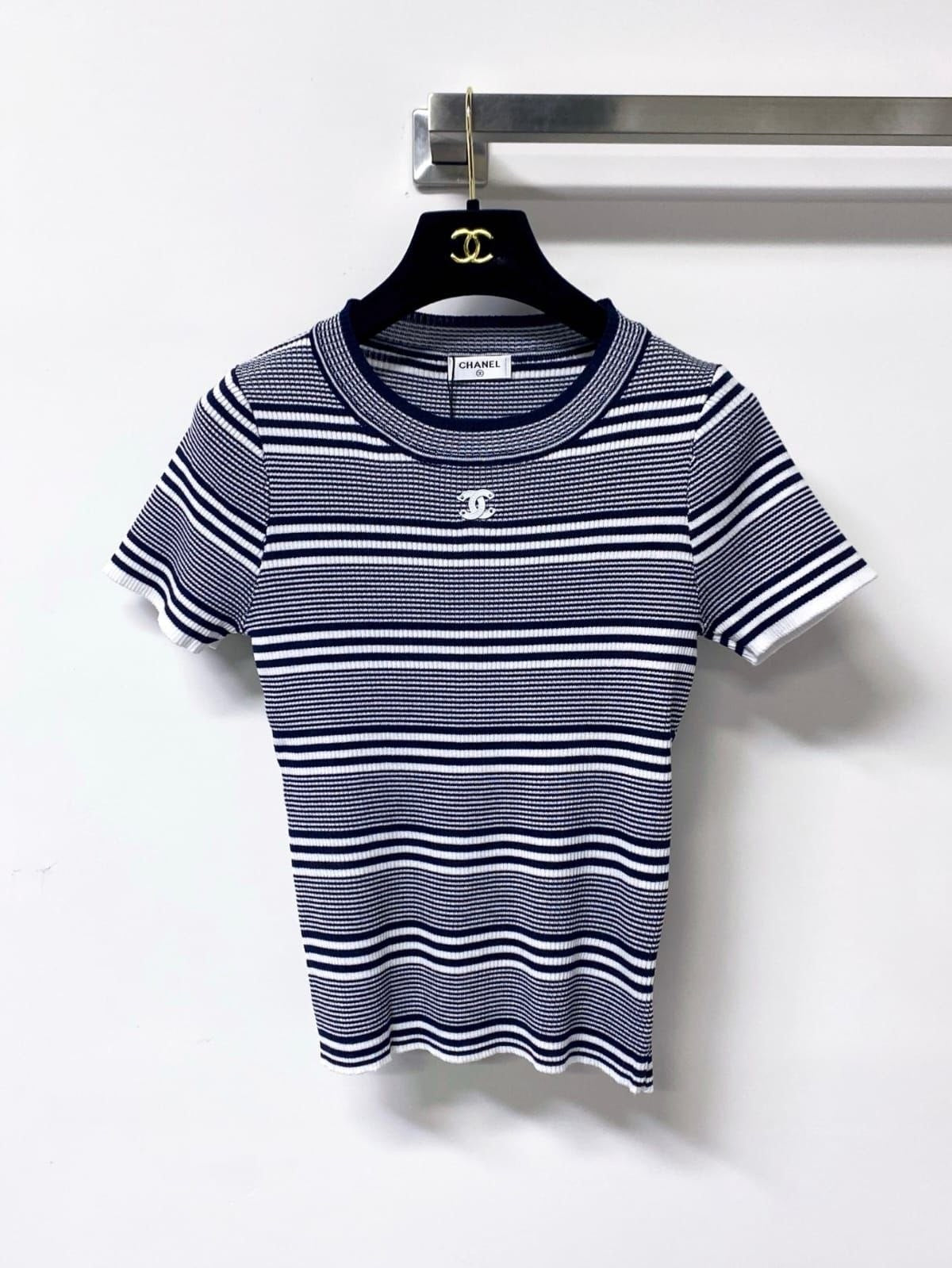 Chanel T-Shirt