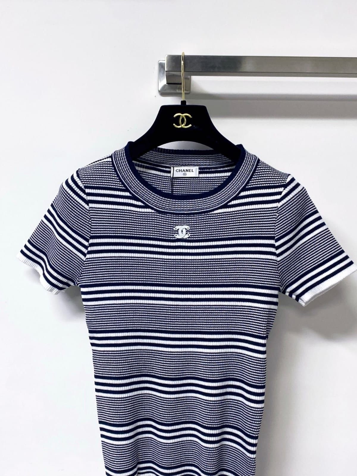 Chanel T-Shirt