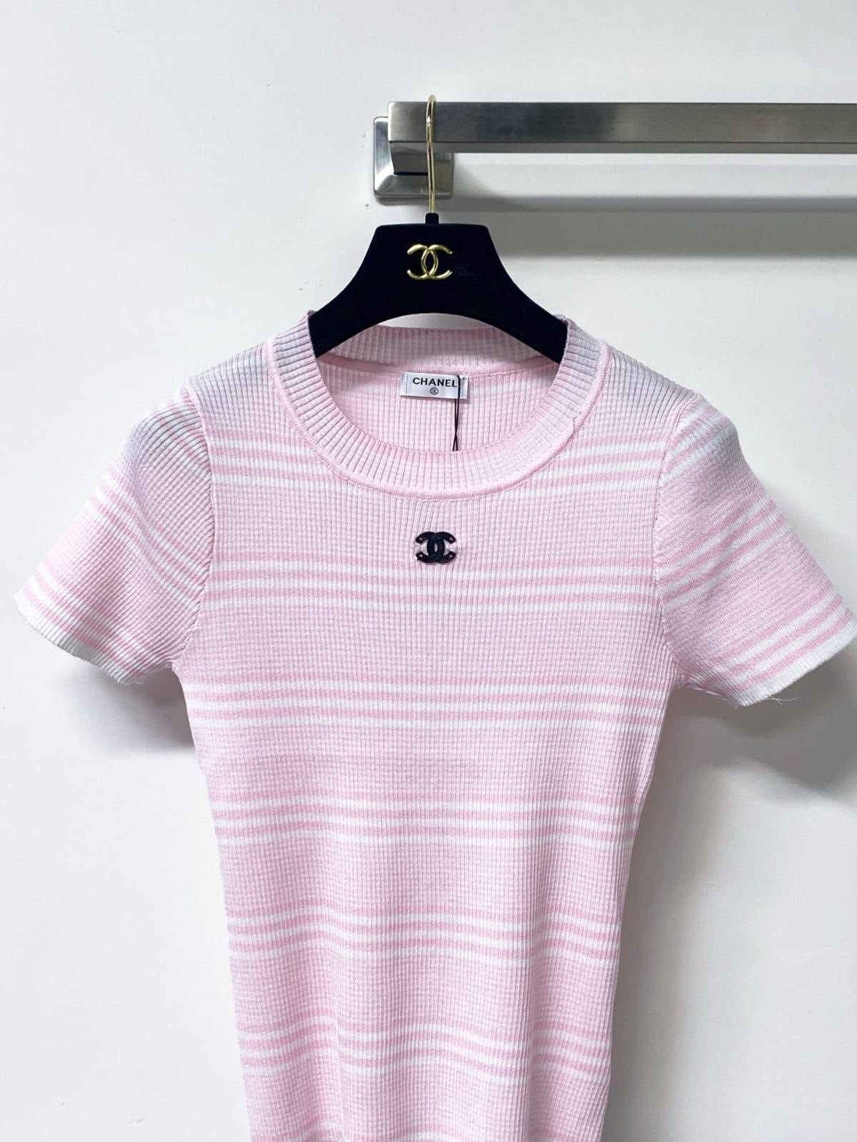 Chanel T-Shirt