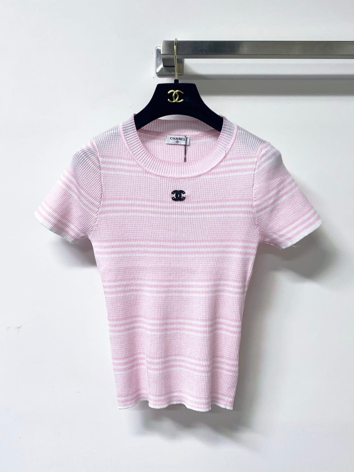Chanel T-Shirt